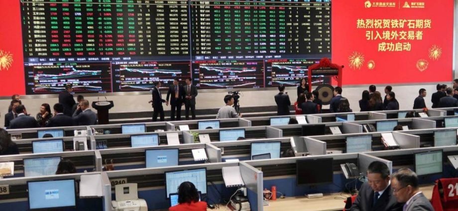 Mercados Asiáticos Encerram em Baixa em Meio a Conflito no Oriente Médio e Queda nos Preços do Petróleo