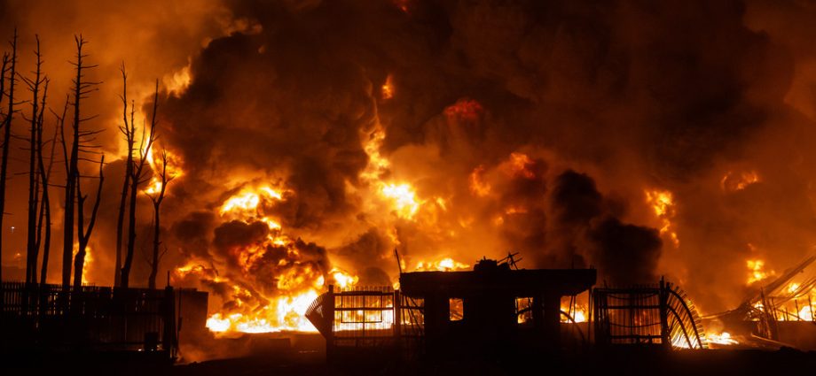 A Escalada do Conflito: Como o Ataque de Israel Afeta a Economia Energética do Golfo