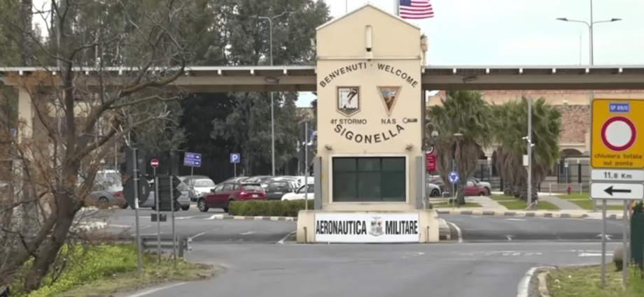 Itália rejeita solicitação de pouso de aviões militares dos EUA na Sicília