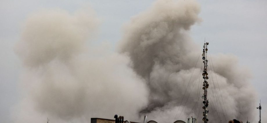 Israel Intensifica Ataques Aéreos Contra o Irã em Conflito Aumentado