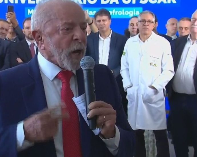 Lula Critica Gestão de Saúde no Rio e Atribui Problemas a Família Bolsonaro