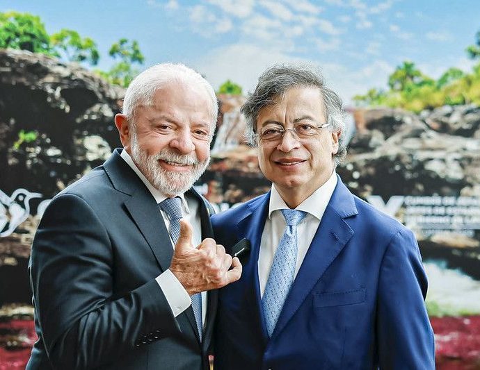 Presidente Gustavo Petro Anuncia Visita ao Brasil Após Encontro com Lula