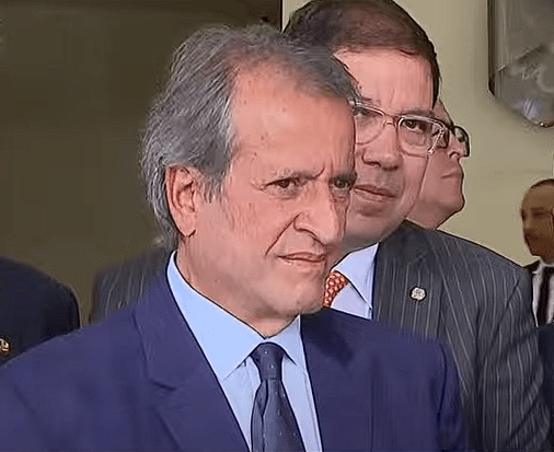 Valdemar Costa Neto Traça Estratégia do PL para Eleições e Almeja Maioria no Congresso