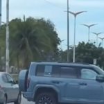 Acidente com Denza B5: Empresário Envolvido em Test Drive Capota Carro de Luxo em Fortaleza