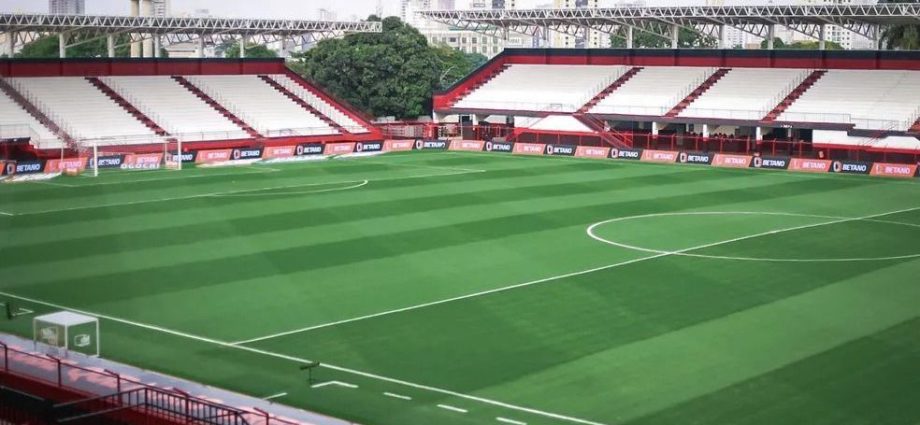 Atlético-GO e Anápolis se Enfrentam na Copa Centro-Oeste: Detalhes do Jogo