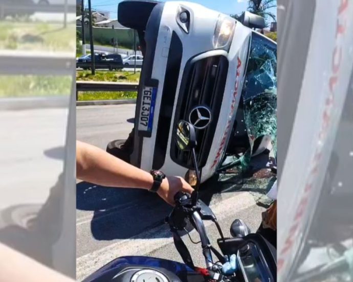Colisão entre Ambulância e Carro Deixa Oito Feridos em São Bernardo do Campo