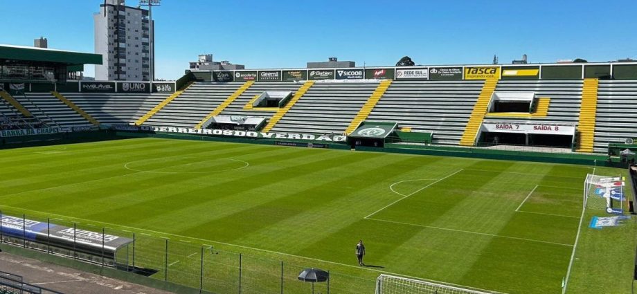 Chapecoense Recebe São Bernardo na Estreia da Copa Sul-Sudeste 2026