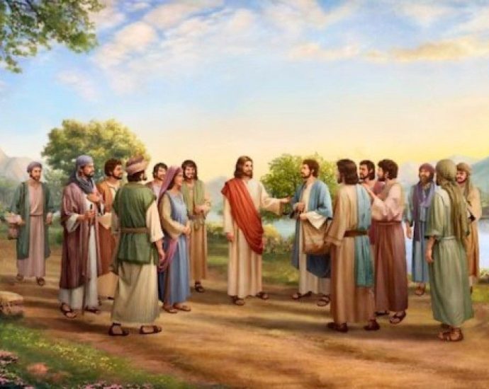 Reflexões da Semana Santa: Caminhando com Jesus em Tempos de Superficialidade