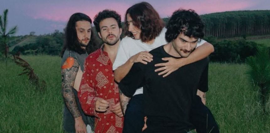 Foto em Grupo: A Nova Banda que Une Talentos de Anavitória, Lagum e Daparte