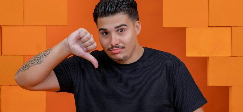 Pedro Espindola, ex-BBB, é internado novamente após surto psicótico