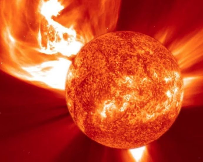 Explosão Solar Impacta Terra e Desafia a Missão Artemis II