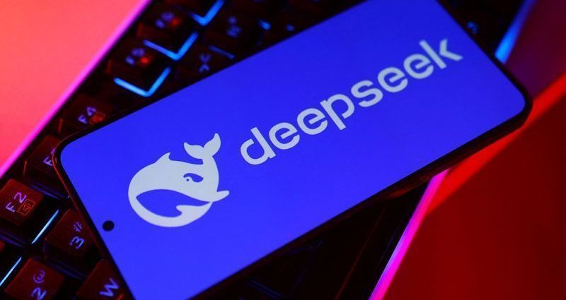 DeepSeek Enfrenta a Maior Interrupção Desde Seu Lançamento em 2025