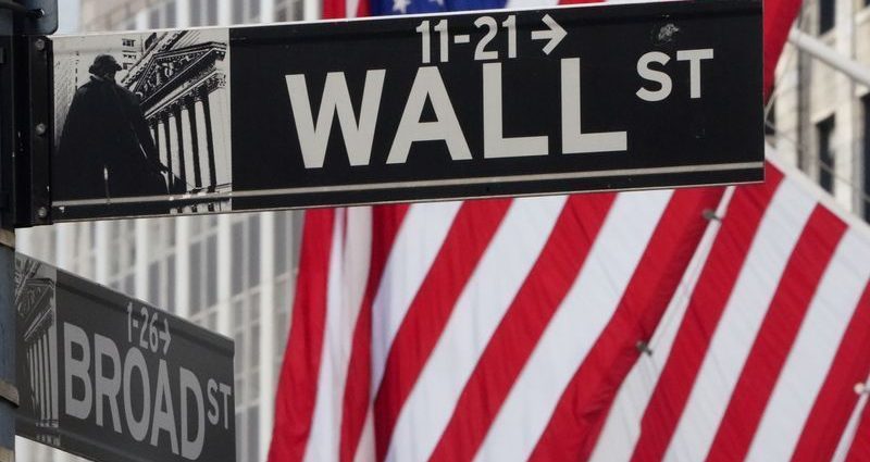 Wall Street Reage com Quedas em Meio a Temores de Inflação e Alta do Petróleo