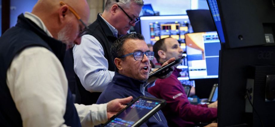 Wall Street Registra Alta em Meio a Novos Desdobramentos no Oriente Médio