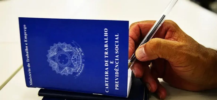 CCJ discute o fim da escala 6×1 em meio a expectativa de novo projeto do governo