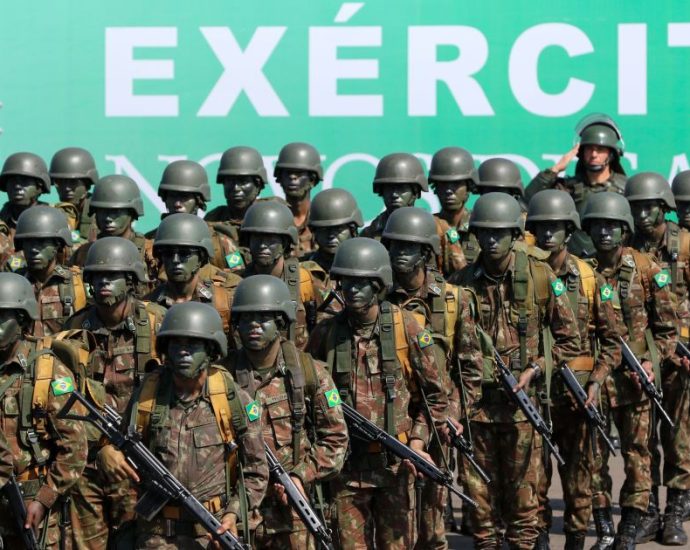 Exército Brasileiro realiza prisões de militares envolvidos em esquema golpista