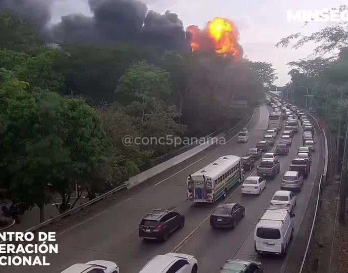 Incêndio na Ponte das Américas, no Panamá, é causado por explosão de caminhão-tanque