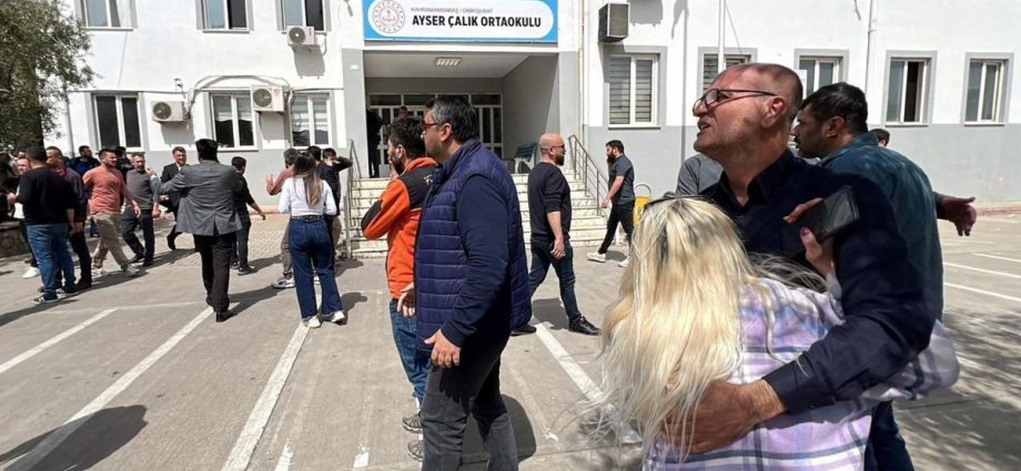 Ataque a tiros em escola na Turquia deixa nove mortos
