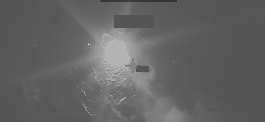 Ataque das Forças Armadas dos EUA no Pacífico resulta em três mortes