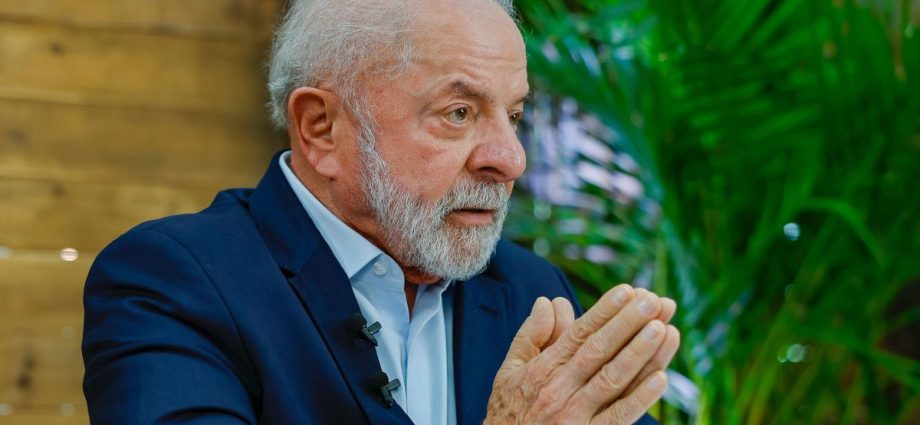 Avaliação do Governo Lula: 40% de Reprovação e Queda na Aprovação Positiva