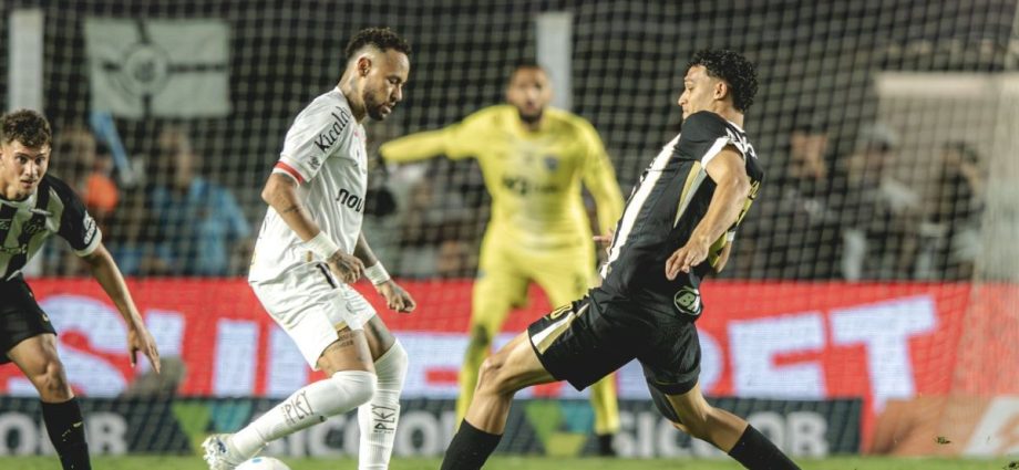 Santos vence Atlético-MG por 1 a 0 e se afasta da zona de rebaixamento