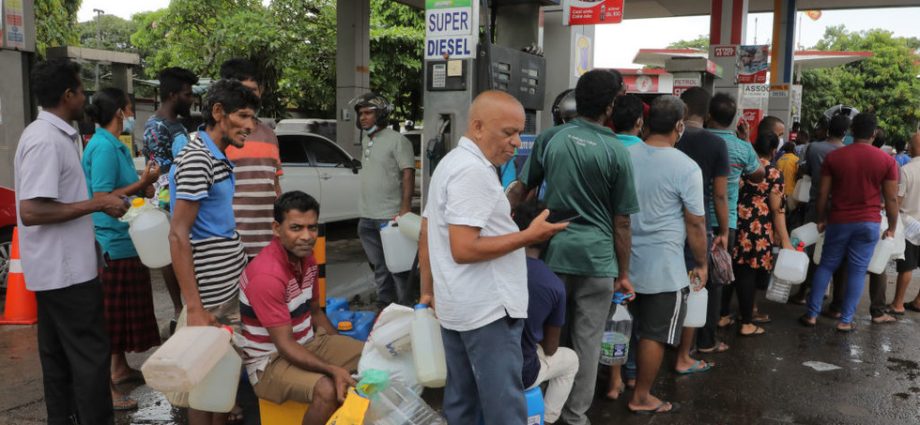 Sri Lanka fecha acordo para importação de petróleo da Rússia em meio à crise energética