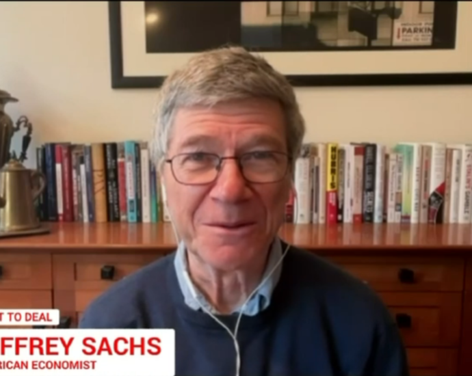 Economista Jeffrey Sachs critica dependência dos Estados do Golfo dos EUA