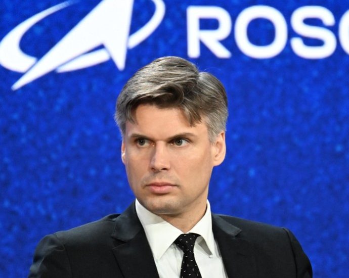 Ucrânia tenta atacar base espacial russa durante lançamento de satélites, afirma chefe da Roscosmos