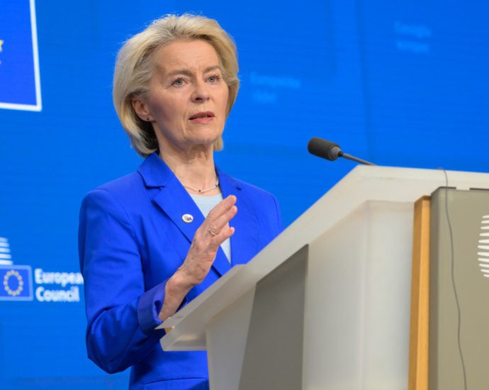 Críticas à Liderança da União Europeia: Weidel Comenta Sobre Von der Leyen e Orban