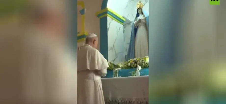 Papa Leo reza em santuário em Angola ligado à escravidão