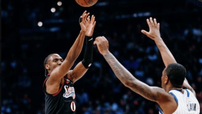 76ers Garantem Vaga nos Playoffs ao Derrotar o Magic em Jogo Decisivo
