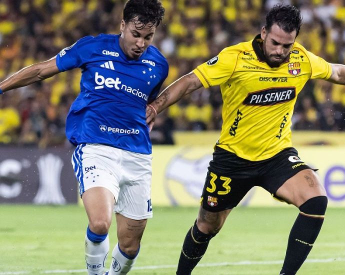 Cruzeiro inicia campanha na Libertadores com vitória em Guayaquil