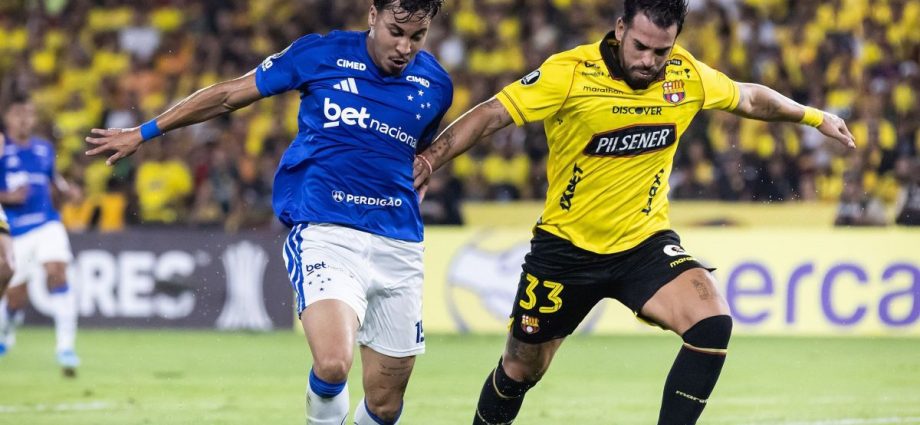 Cruzeiro inicia campanha na Libertadores com vitória em Guayaquil