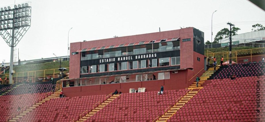 Vitória e São Paulo se enfrentam na abertura da 11ª rodada do Brasileirão