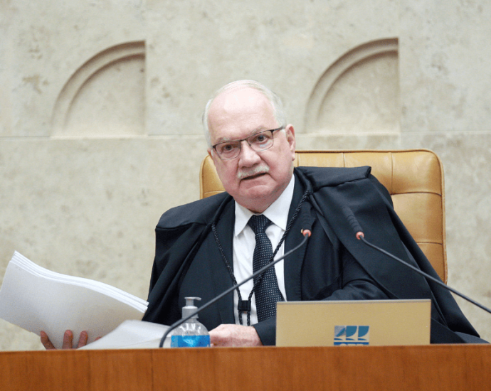 Tensão entre Gilmar Mendes e Alessandro Vieira aumenta pressão sobre Edson Fachin