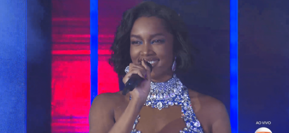IZA Agita Festa do BBB 26 com Homenagem a Tim Maia