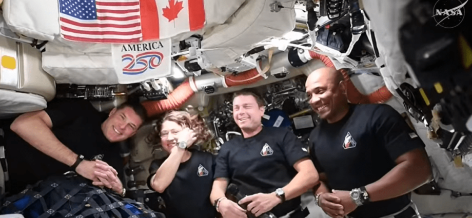 Trump exalta coragem dos astronautas da missão Artemis II