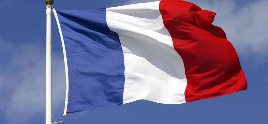 França intensifica segurança em Paris após tentativa de atentado contra banco americano