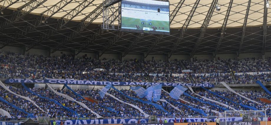 Cruzeiro busca recuperação contra o RB Bragantino no Mineirão