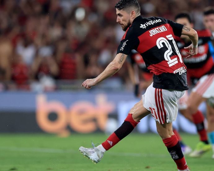 Flamengo vence Santos em virada emocionante; confira público e renda do jogo