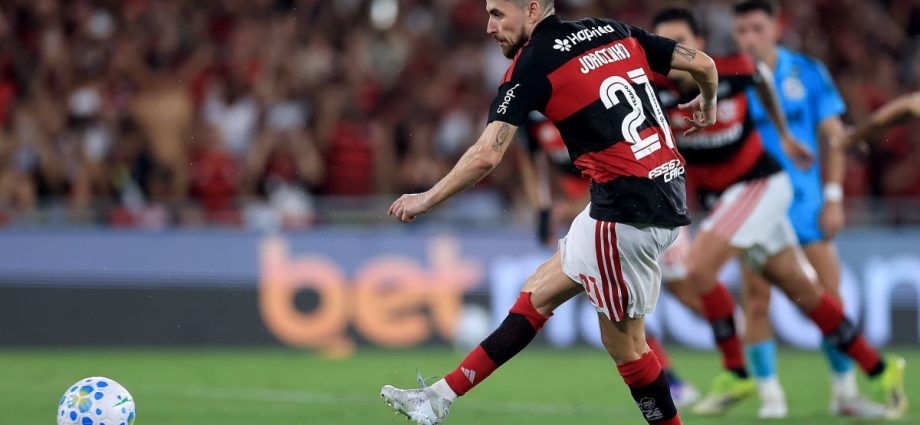 Flamengo vence Santos em virada emocionante; confira público e renda do jogo