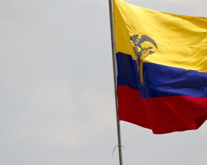 Equador Eleva Tarifas sobre Produtos Colombianos para 100%