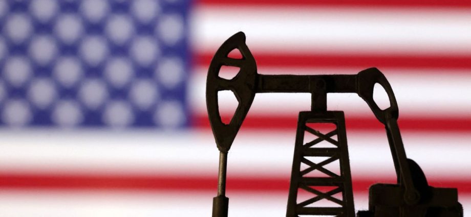 Petróleo volta a superar US$ 100 após tensões entre Irã e EUA