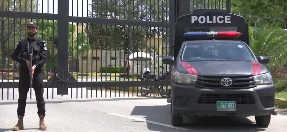 Paquistão Institui Feriado e Intensifica Segurança para Negociações de Paz