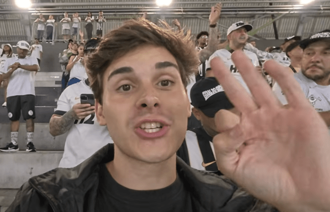 Youtuber espanhol elogia Arena MRV e destaca presença de Hulk em partida do Atlético-MG