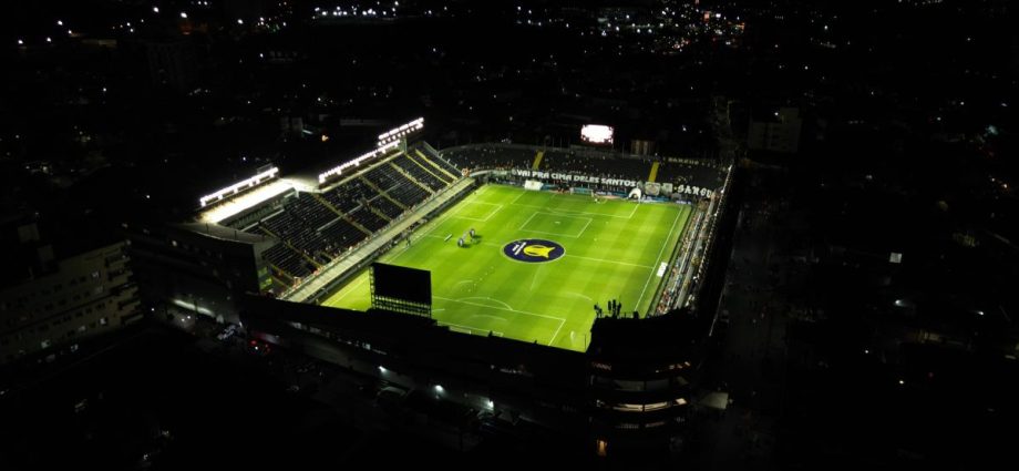 Atlético-MG e Santos se enfrentam na Vila em busca de recuperação no Brasileiro