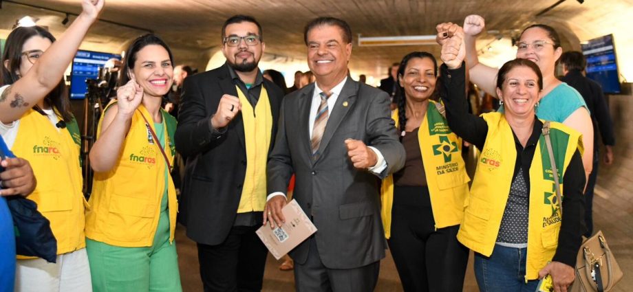 Senador Nelsinho Trad se reúne com agentes de saúde e defende valorização da categoria