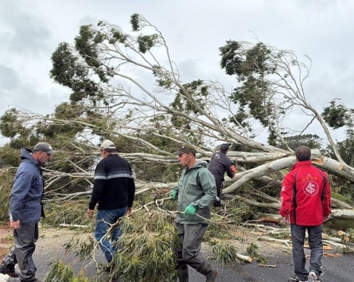 Ciclone Extratropical Causa Danos e Falta de Energia no Rio Grande do Sul