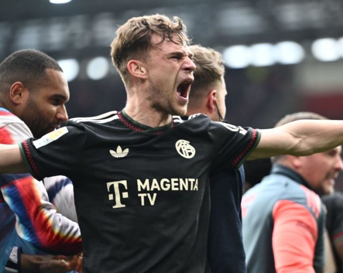 Bayern de Munique vence Freiburg de virada e se aproxima do título da Bundesliga
