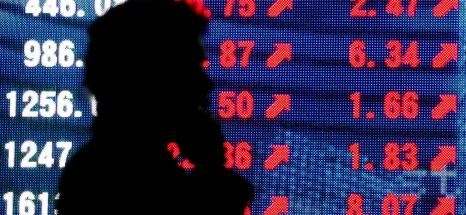 Mercados Asiáticos Registram Alta com Reflexos de Wall Street e Tensão no Oriente Médio